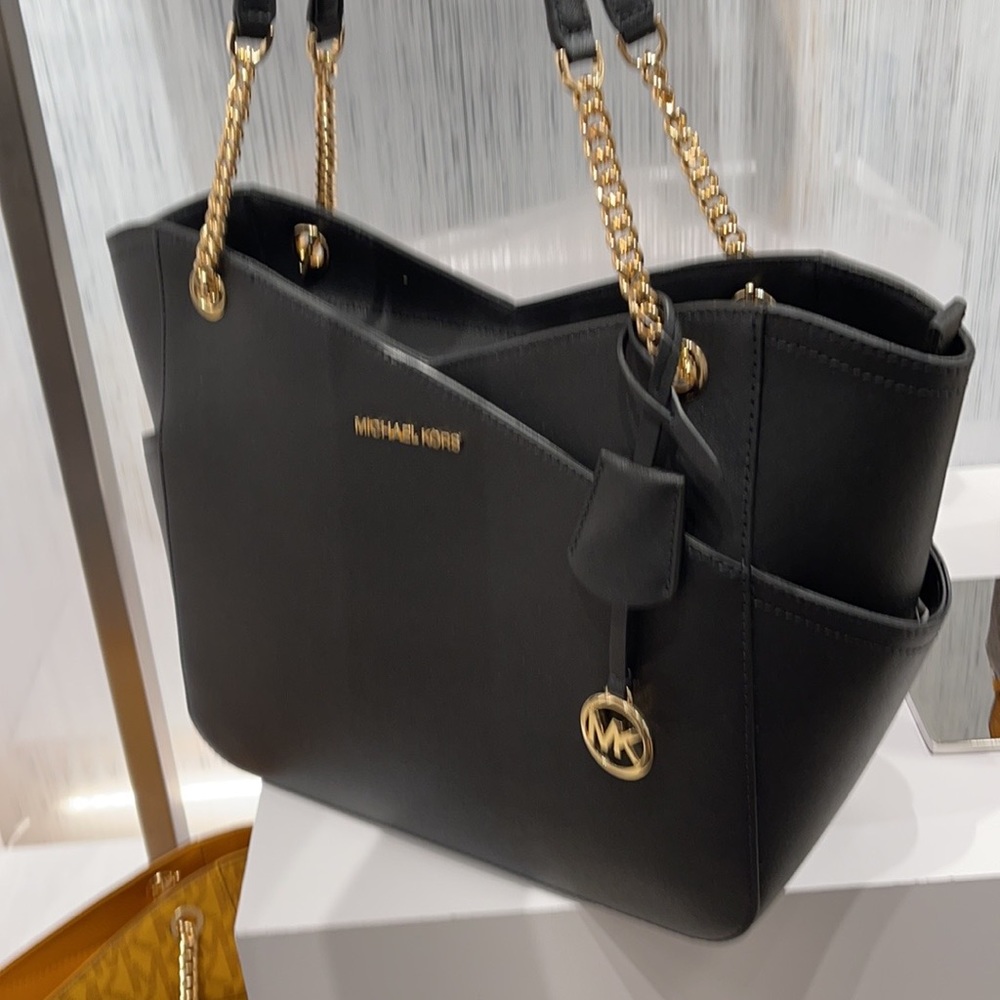 MICHAEL KORS LARGE X CHAIN LOGO SHOULDER BAG - Picture 13 of 14